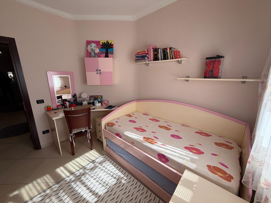 Apartament 3+1 në shitje te Rruga e Cipajve Vlore (Gjergj Arianiti)