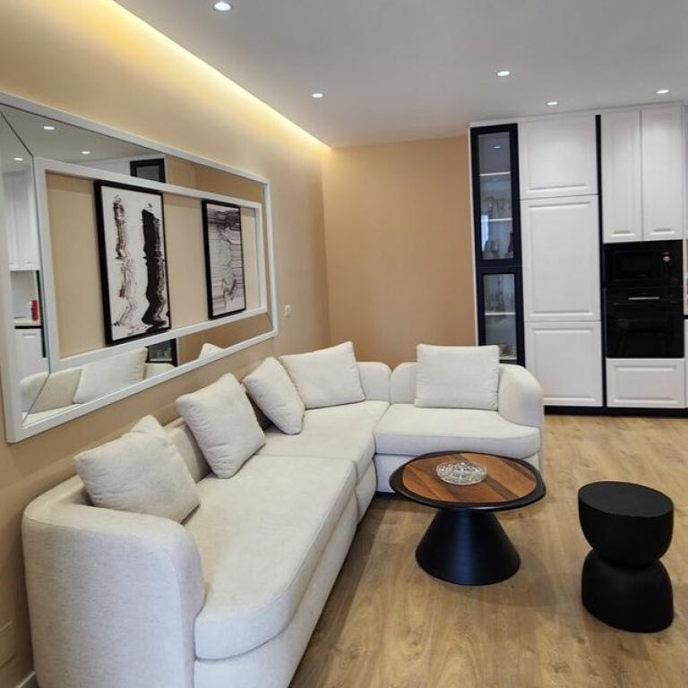 🏡✨ Apartment 2+1+2 + Parking Space for Sale – Durrës Street, Embassy Block ✨🏡
