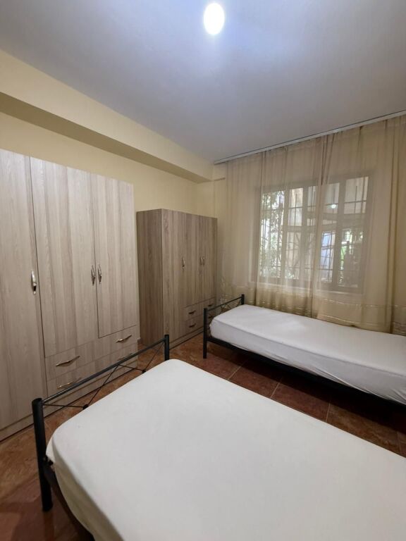 Rent | Shtëpi private 2 + 1 | Spitali Amerikan 2 | 500 €/month