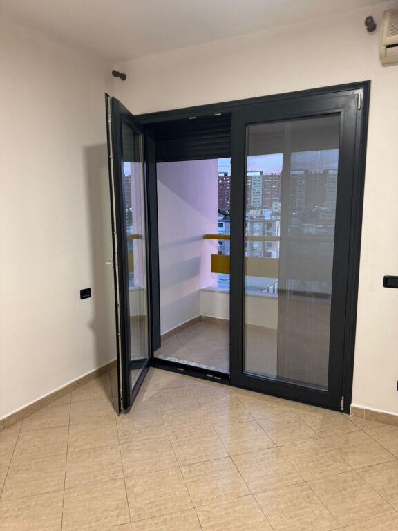 Apartament 2+1 me qira Perball Delijorgjit