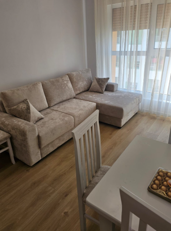 JEPET APARTAMENT 1+1 ME QIRA – Ali Demi, Rezidenca Kaimi