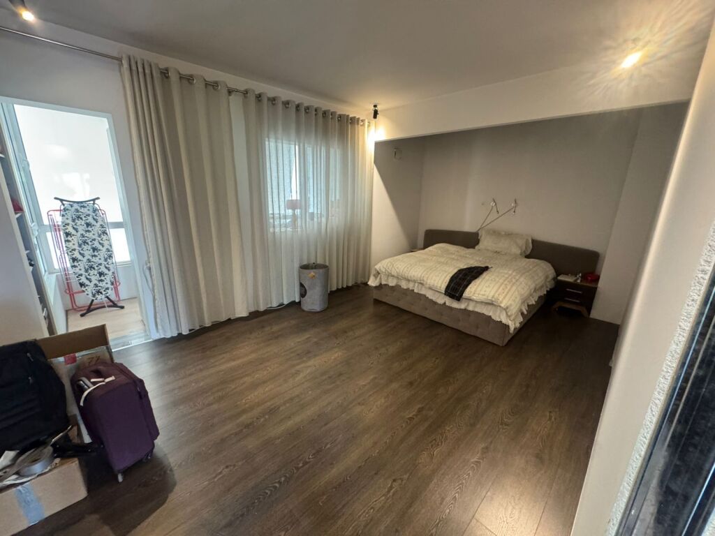 Apartament për shitje  1+1 LUX – Liqeni i Thatë