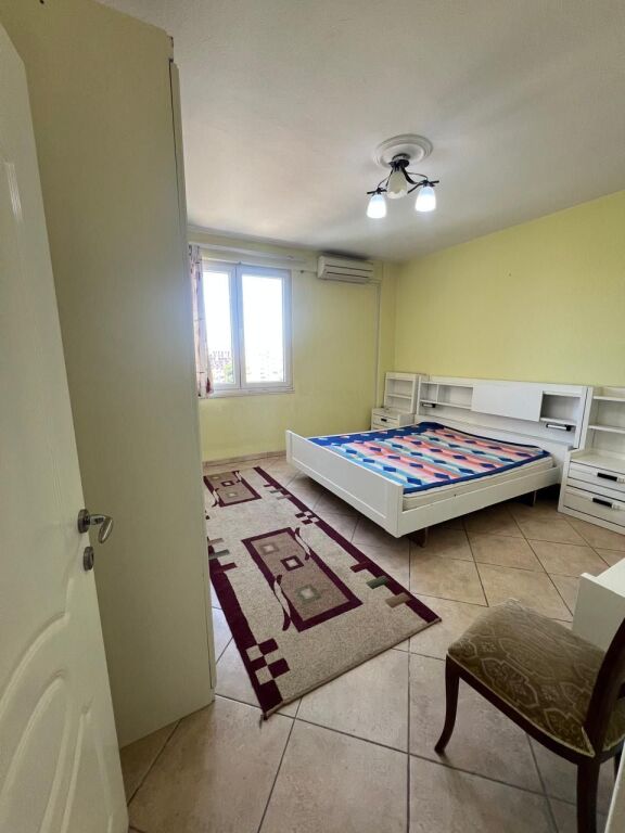 Apartament 2+1+2 per shitje Pazari i Ri !