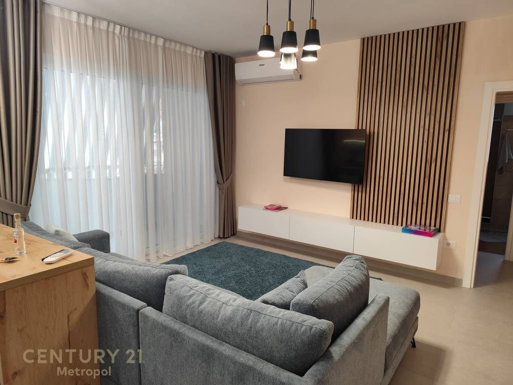 APPARTAMENTO 1+1 IN AFFITTO VICINO A MYSLYM SHYRI! 750 € /Mese