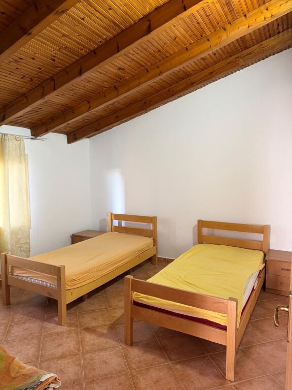 Jepet apartament 2+1 me qera Te Siri Kodra