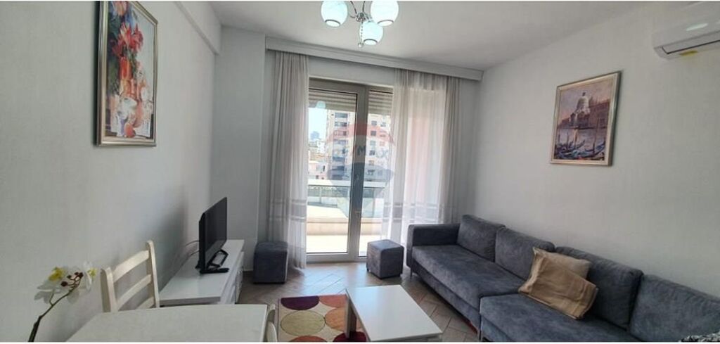 Apartment 1+1 for rent Zogu i Zi
