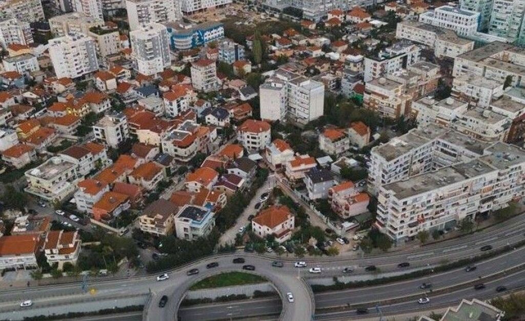 Vilë me qira për biznes tek Vilat e Selitës!