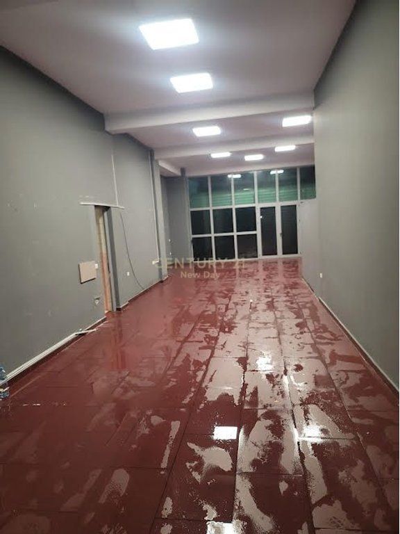 Premises for sale in Astir, Yzberisht 315,000 €