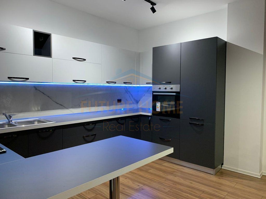 Qera, Apartament 1+1, Rruga e Elbasanit, Prane Ambasador 1.