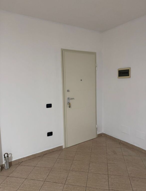 Apartament 2+1 me qira Perball Delijorgjit