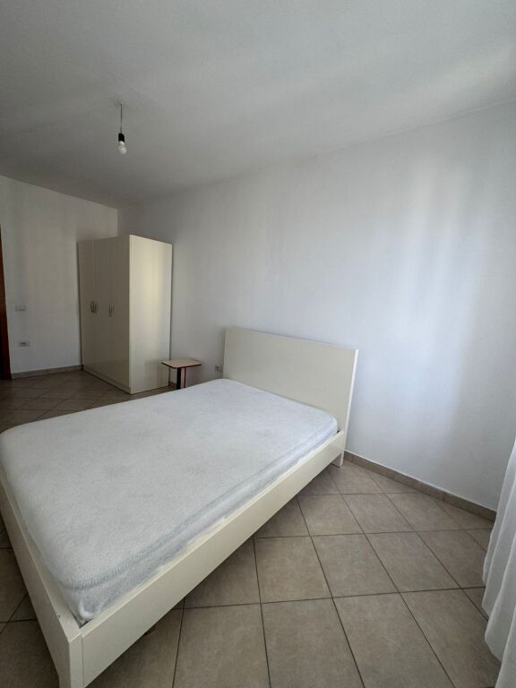 APARTAMENT PER QERA ASTIR