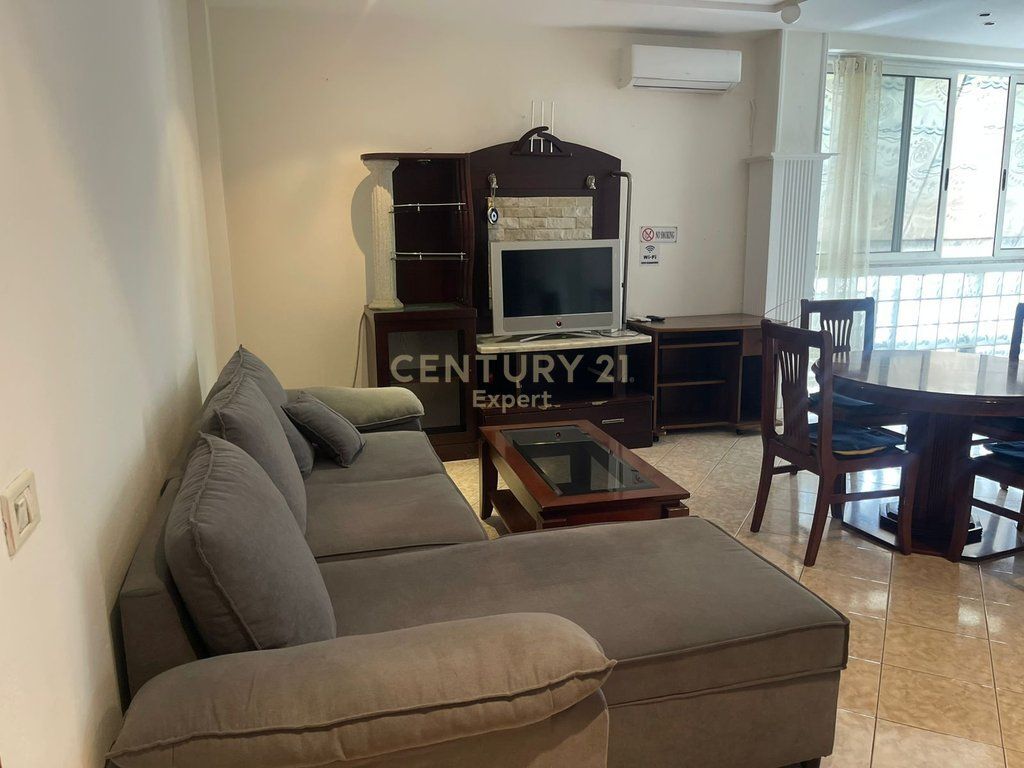 Appartamento in affitto 2+1 – Zogu i Zi 500 € /Mese