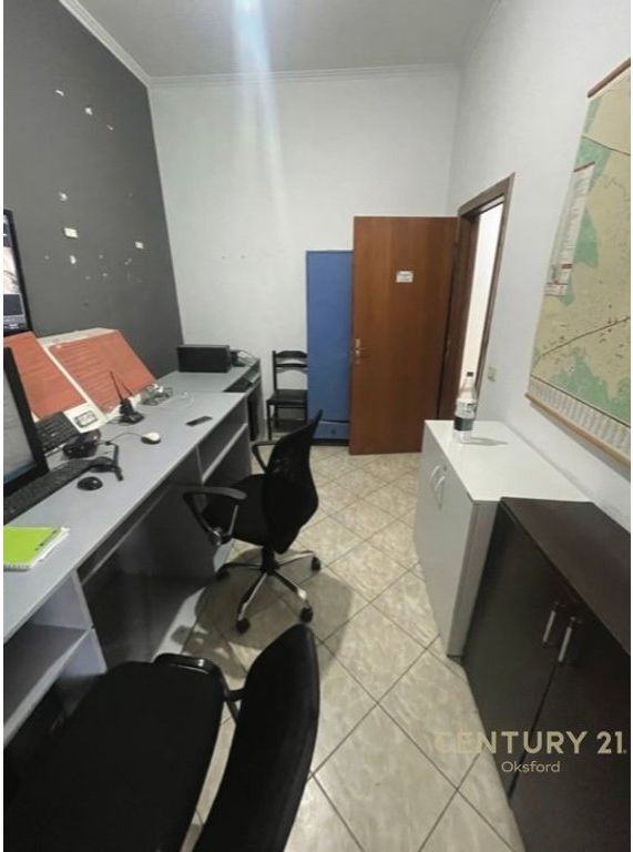 Offices for rent, at 21 Dhjetori