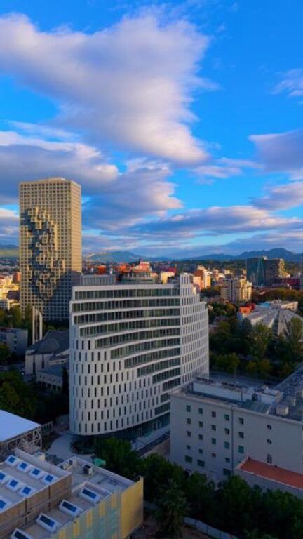 PREMIUM OFFICE FOR RENT IN THE HEART OF TIRANA!