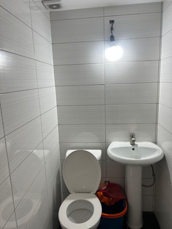 Premises for rent in Astir !