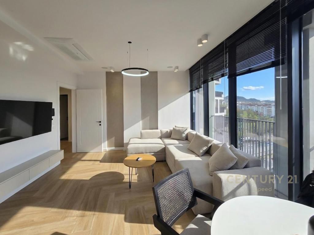 Apartament luksoz 1+1 me qira tek Rezidenca Lake View