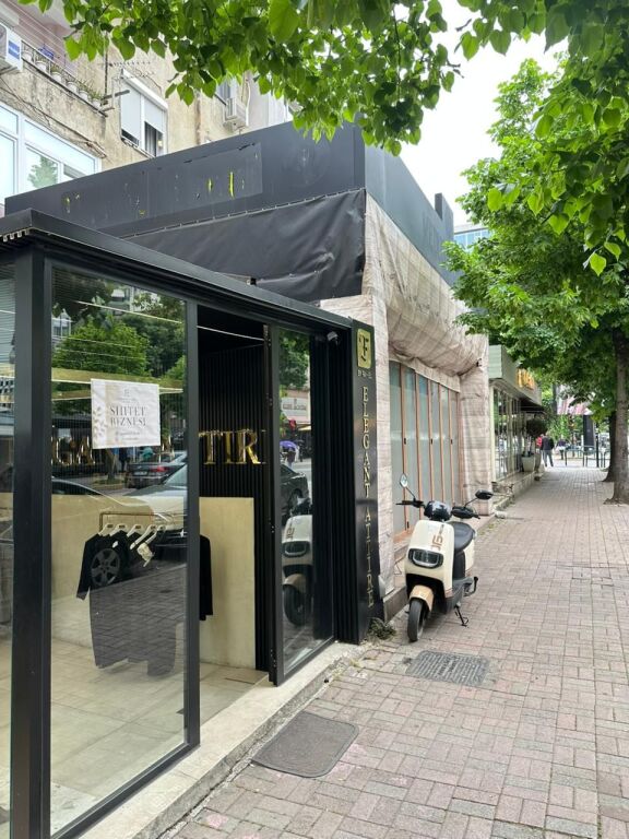 💎 SHITET BIZNESI (BUTIK) – ISH-BLLOK, RRUGË KRYESORE