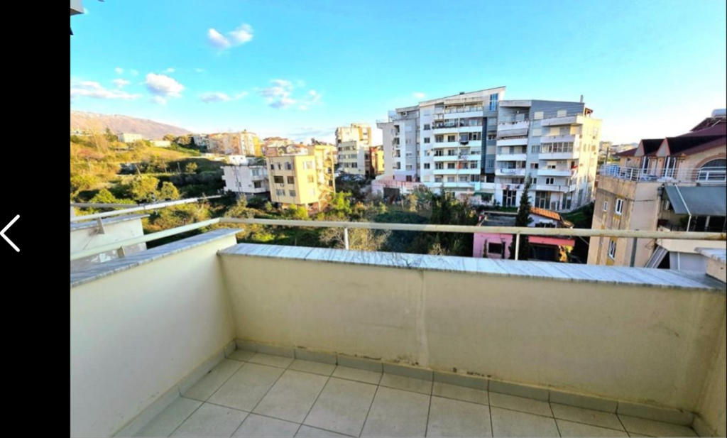 Apartament per qera 2+1+2  ne Fresk