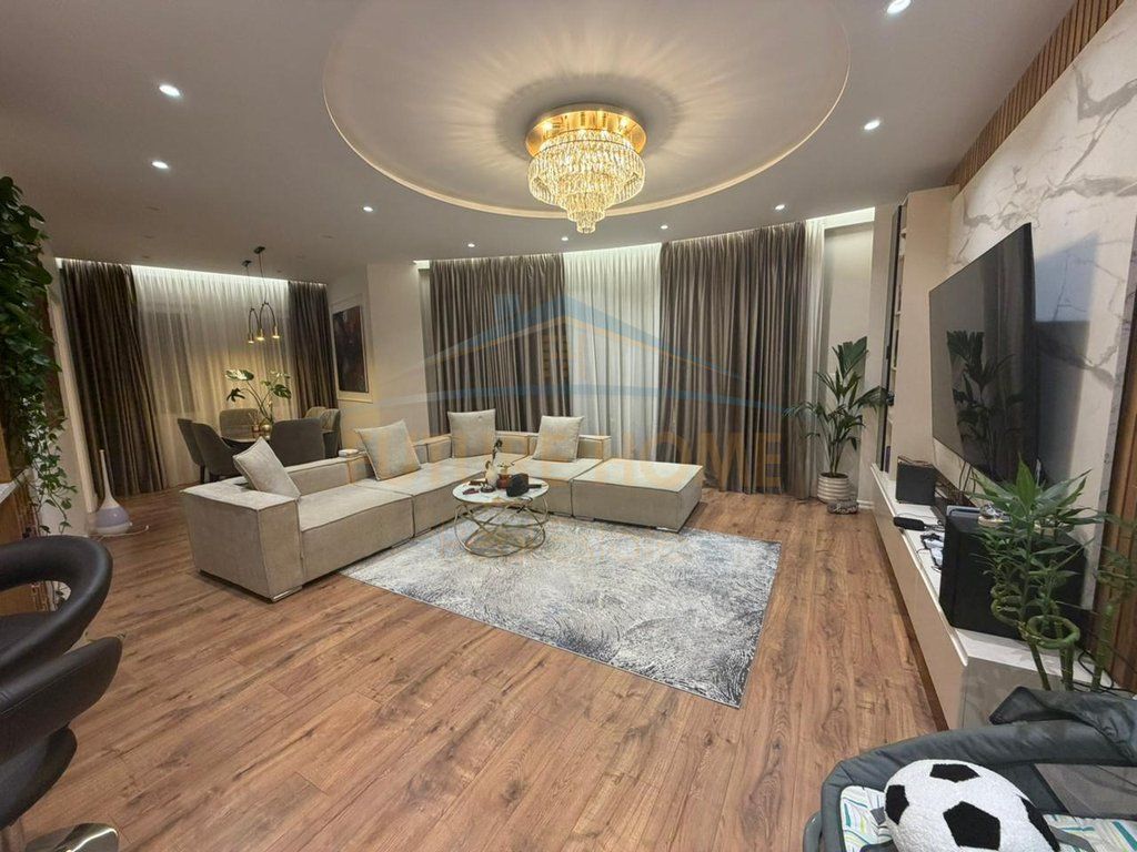 Apartment 3+1+2 for sale Dry Lake Tirana