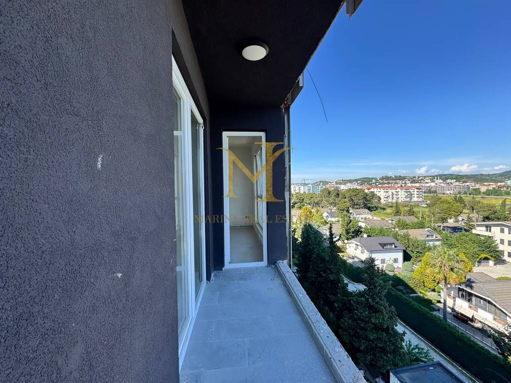 Appartamento in vendita nella zona di Golem, tipologia 2+1. Nuovo edificio, con vista mare