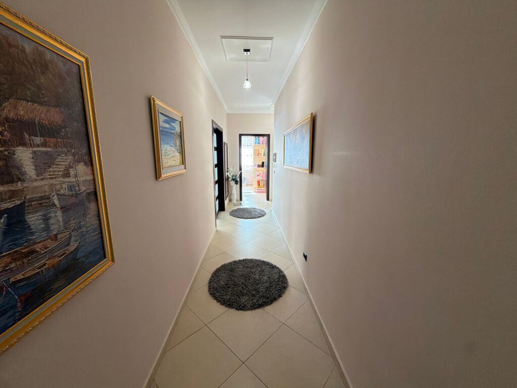 Apartament 3+1 në shitje te Rruga e Cipajve Vlore (Gjergj Arianiti)