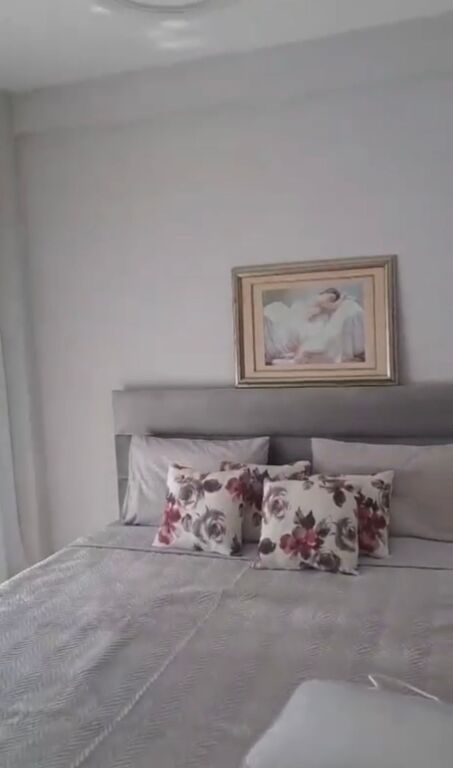 Jepet me qira apartament 1+1 te Liqeni i Thatë!