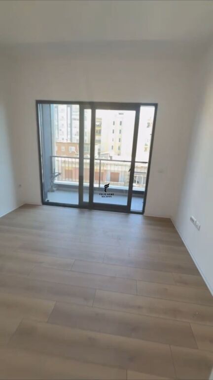 UFFICIO IN AFFITTO 60M2 NUOVO MERCATO 75.000 LEKE FH-71965
