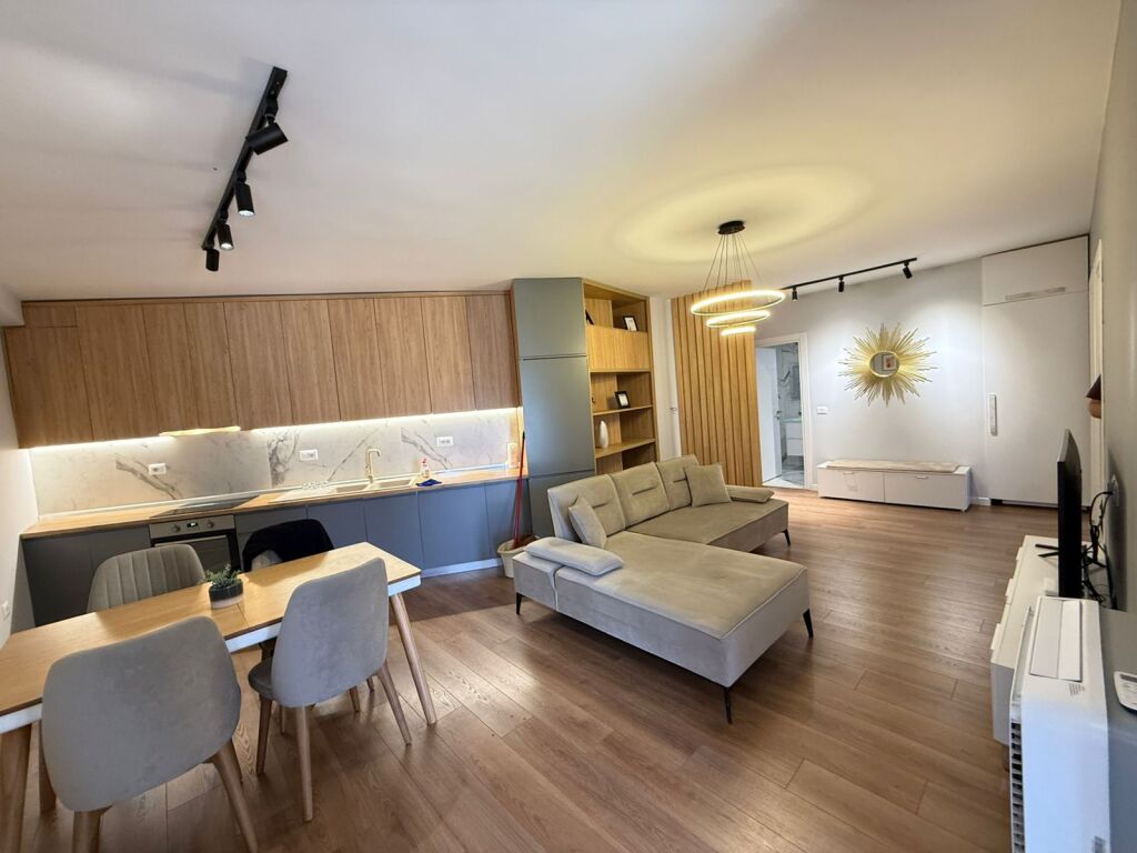 Apartament Me Qera 2+1+2 Tek Rruga e Barrikadave (ID B2201844) Tirane