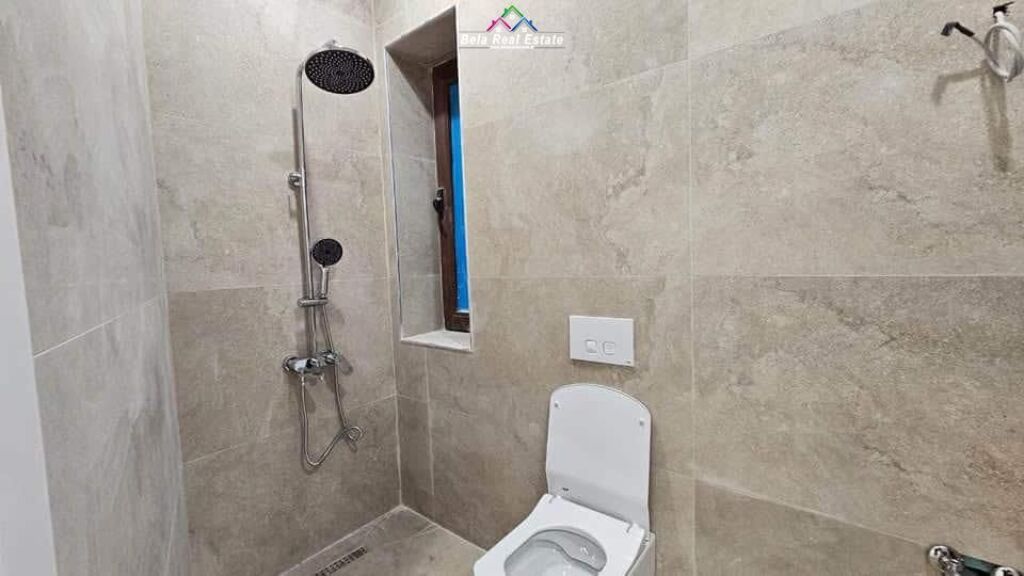 Ufficio in Affitto a Astir (ID BZ2930) Tirana