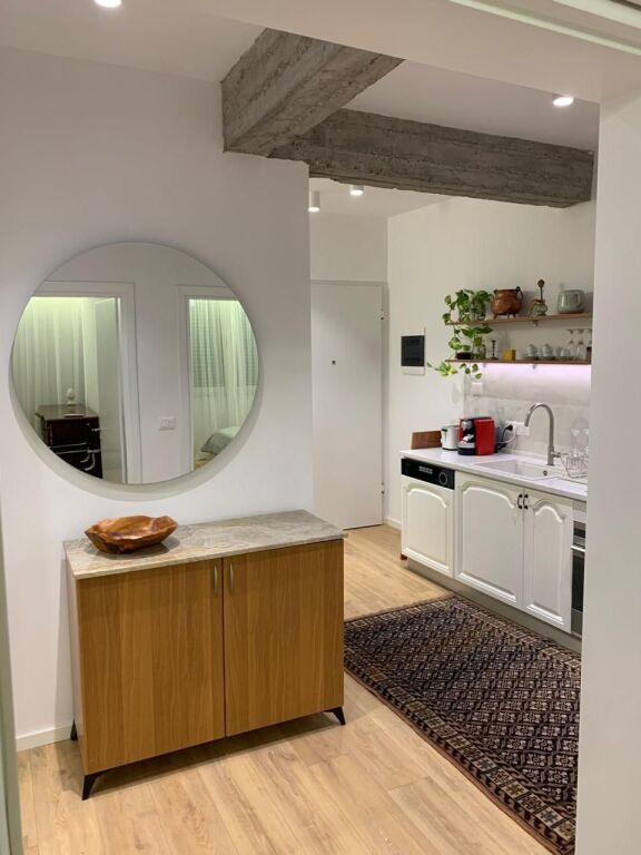 Apartament 2+1+2 me qira Rruga Sulejaman Delvina