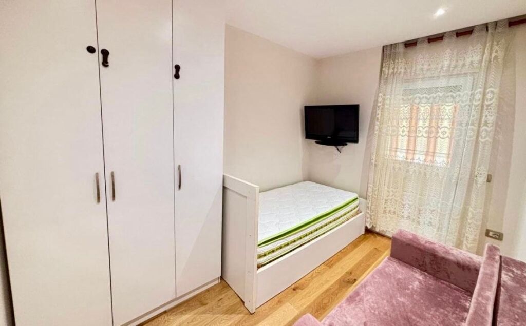 📣 RENT Apartment 3+1 With Storage 📍 Near the Red School 🛣️ "Dervish Hekali" Street ✨