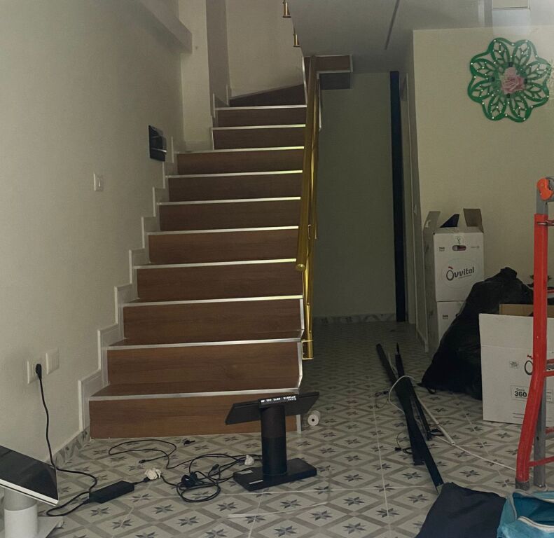 SHOP FOR RENT 50 M2 YZBERISHT 45,000 LEKE  FH-71999