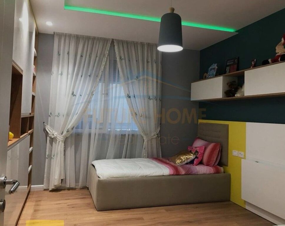 Rent, Apartment 2+1+2, Blloku, Tirana