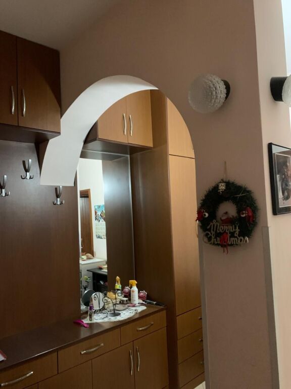 Shitet Apartament 2+1 ne lgj.8 Shkurti, Fier 90,4 m2