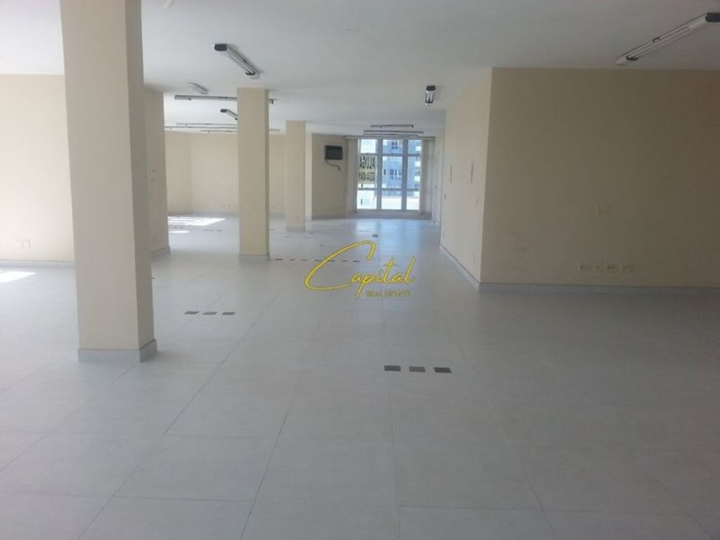 LOCALE COMMERCIALE IN AFFITTO 90M2 ASTIR 800 EURO