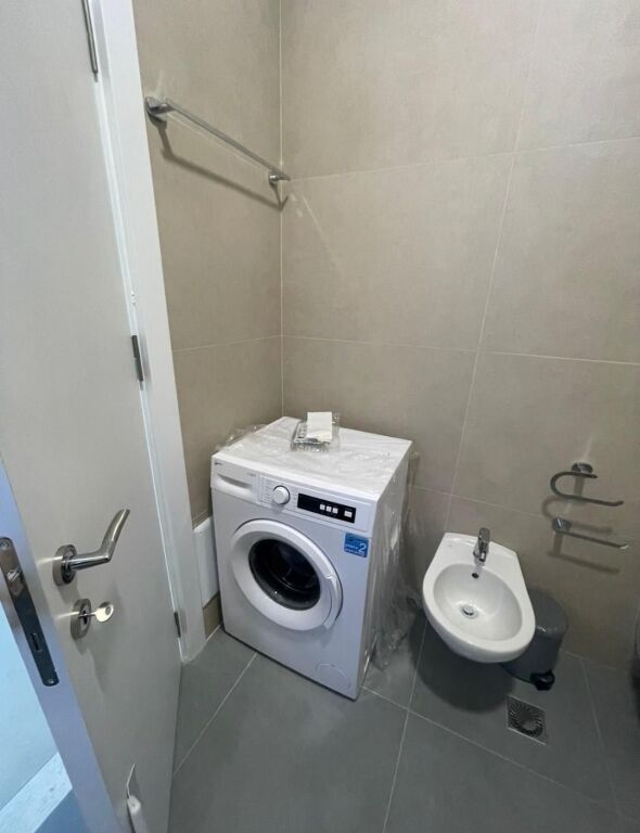 Qera | Apartament 1 + 1 | Fresku | 400 €/muaj