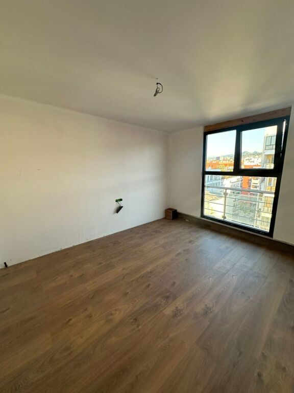 APARTAMENT NE SHITJE 2+1 KOMPLEKSI DELIJORGJI