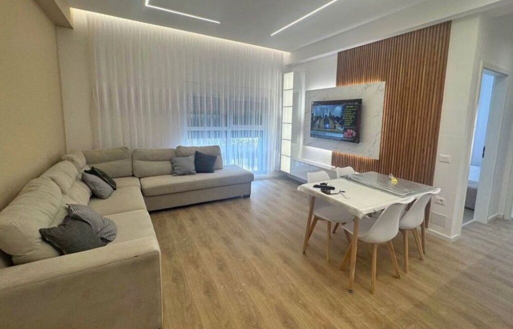 🏡 Jepet me qera 1+1 te kompleksi Kadiu ne Ali Demi📍