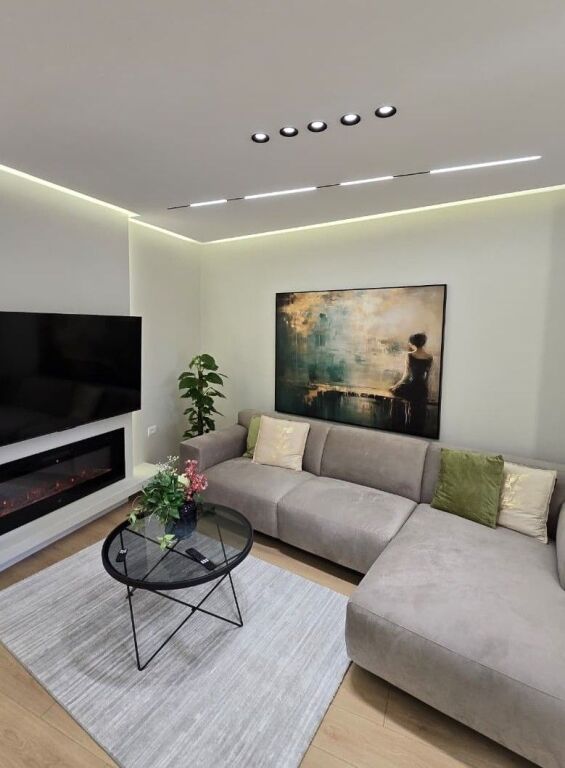 📌Shitet Apartament 2+1+2 tek Zogu i Zi