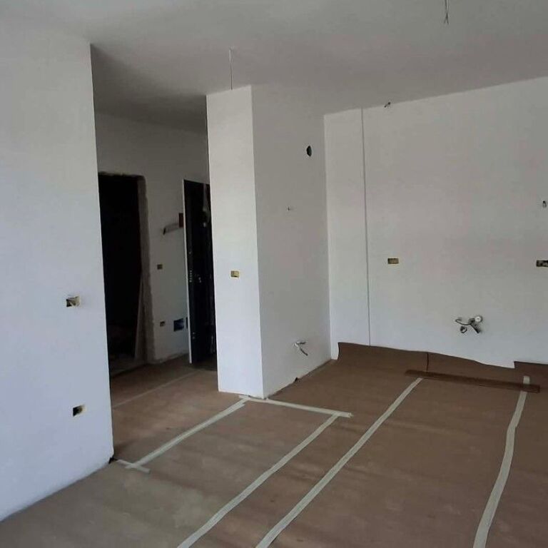 🏡 Shitet Apartament 1+1 + Post Parkimi – Univers City ✨