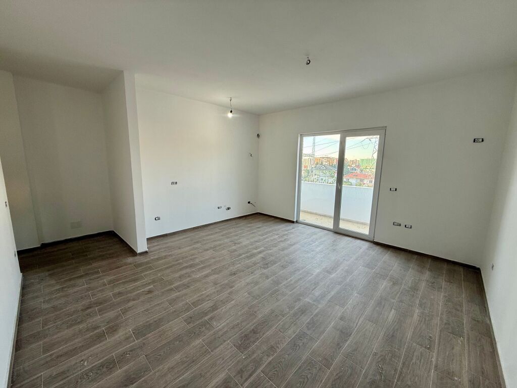 📣 SHITET Apartament 1+1 📍 Prane Nenstacionit Elektrik 🛣️ Rruga "Siri Kodra" ✨