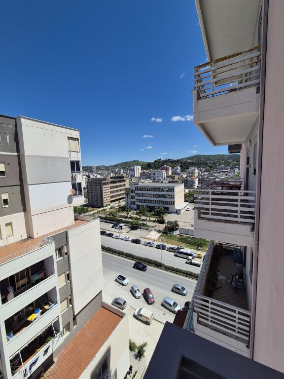 🏡 Jepet me qera apartament 1+1 i mobiluar