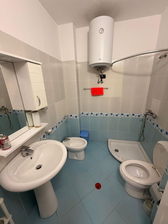 JEPET ME QERA APARTAMENT 1+1 TEK RRUGA E PORTIT, DURRES