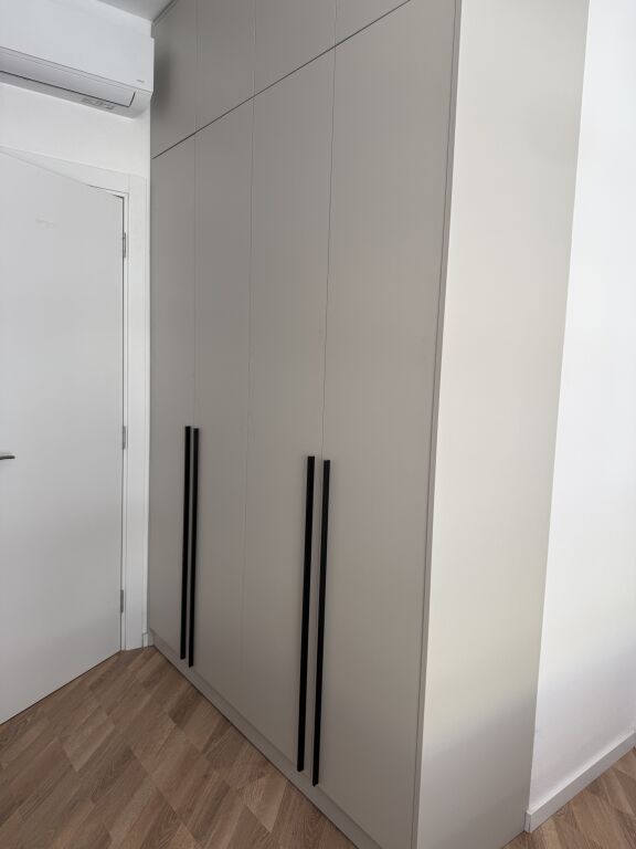 Tirane, jepet me qera apartament 1+1+Ballkon Kati 5, 60 m² , 39.000 Lekë (Univers City)