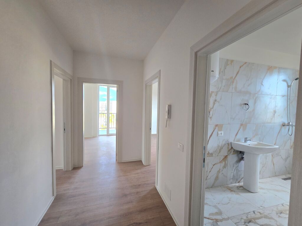 Apartament 2+1  per Shitje ne Paskuqan