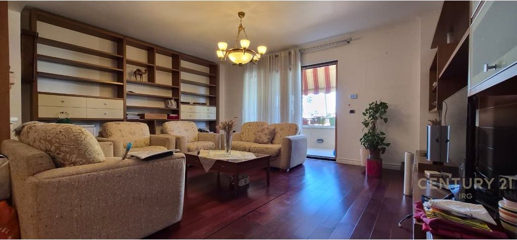 Super Appartamento Premium in Affitto 3+1+2 + Posto Auto 1.500 € /Mese