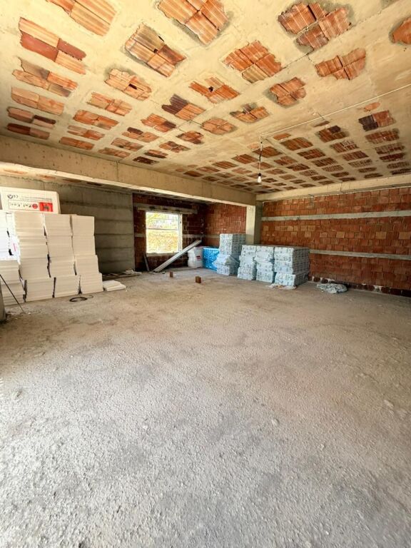 2+1 APARTMENT WITH VERANDA FOR SALE IN DRIMADHE