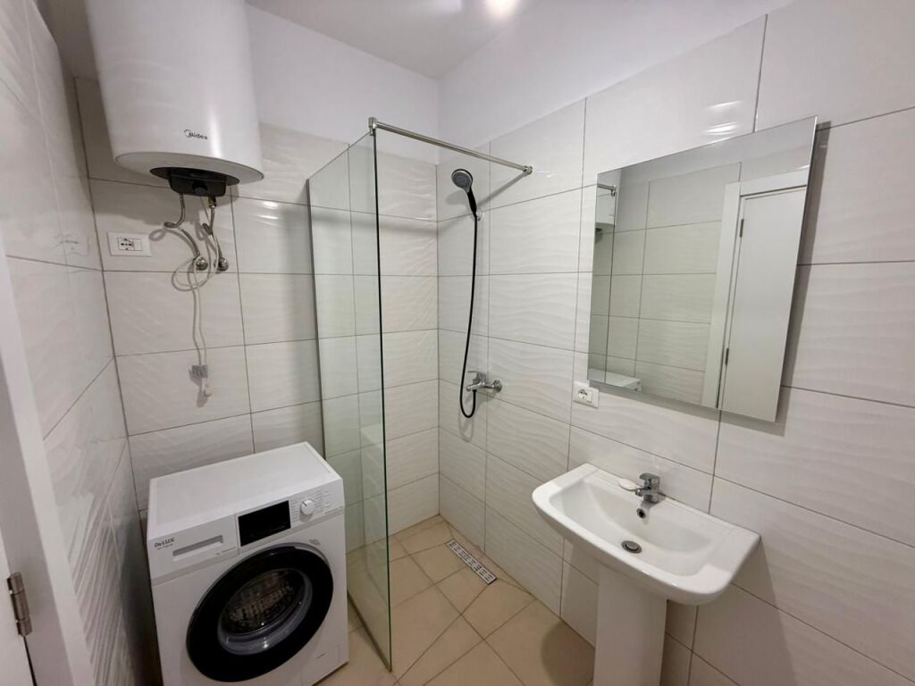 📣 QERA SUPER Apartament 1+1 📍 Kompleksi Univers City, Prane QTU ✨ 💶 Cmimi 35.000 Leke/Muaj
