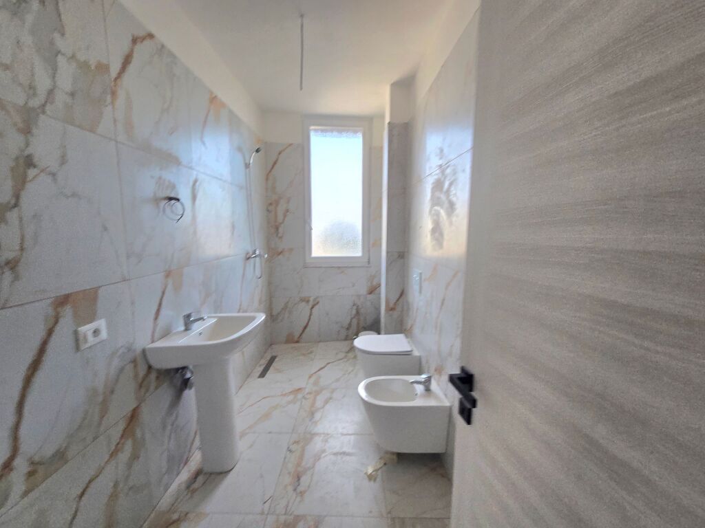 Apartament 2+1  per Shitje ne Paskuqan