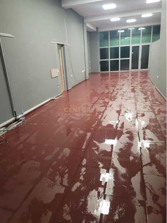 Premises for sale in Astir, Yzberisht